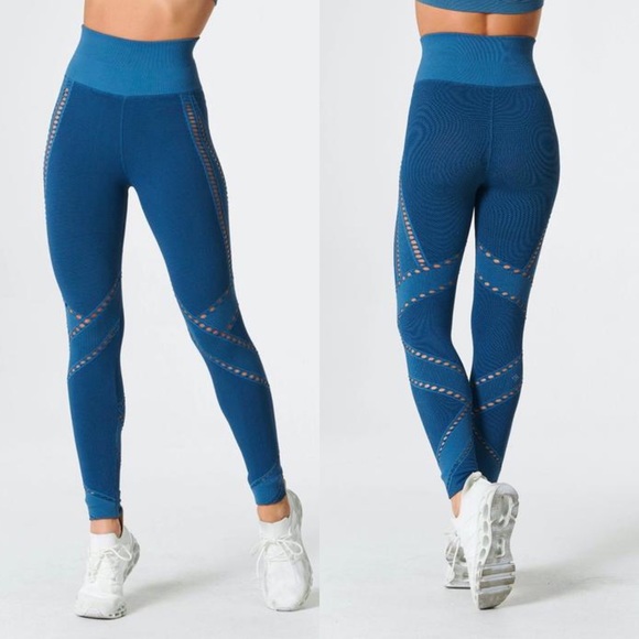 NUX Pants - Nux Principle Leggings in Steely Skies Blue